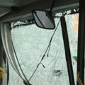 Vozaču autobusa pozlilo kod Brankovog mosta: Izgubio kontrolu nad vozilom, pa udario u više automobila i ogradu