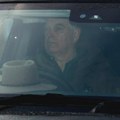 (FOTO) Modrice na licu bivšeg princa Endrua pokrenule raspravu u javnosti