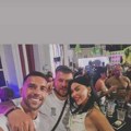 Pevač pomešao Vanju Živić i Maju Marinković: Ludo se provodio na žurki Elite 9, pa isplivala slika sa Stanijom (foto)
