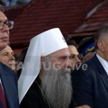 (Video) Dan sećanja na stradale i prognane u oružanoj akciji "Oluja" Patrijarh Porfirije služi parastos, stigao predsednik…