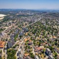 MENJA SE ZAKON „SVOJ NA SVOME“: Za porodične kuće naknada samo za kvadrate preko 400, stanovi idu u katastar i bez uplate…