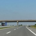 Infrastruktura železnice Srbije: Nadvožnjak u Surčinu bezbedan, nema oštećenja konstrukcije