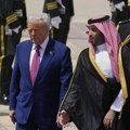 Susret koji menja sve - Tramp stigao kod moćnog saudijskog princa! O čemu će razgovarati dvojica lidera? Ovako je izgledala…