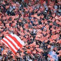 Maksimir 1990. Nije bila "utakmica kojom je počeo rat": Zvezda i Dinamo su posle jezivog haosa ipak igrali, a evo kako se to…