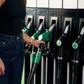 Prosečna cena litra goriva u Americi je 80 dinara i još će padati