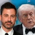 Tramp opet kritikovao Džimi Kimela, traži da mu daju otkaz, oglasio se i voditelj i poručio Melaniji: "Razgovarajte sa svojim…
