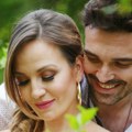 (Foto) Najlepše dvorište u Beogradu: Zavirite u skrivenu oazu Jelene i Ivana Bosiljčića u srcu Voždovca, živa ograda skriva…