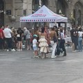 SNS pristalice postavile štand na mestu na kojem su studenti planirali da razgovaraju sa građanima