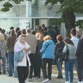(VIDEO) Sukob građana na Klisi u Novom Sadu, muškarac pretio pištoljem