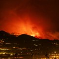 Pakao guta Tenerife: Besne požari, nije ih moguće ugasiti, evakuisano 26.000 ljudi (video/foto)