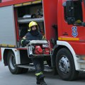 Požar u zgradi u Kragujevcu: 16 vatrogasaca se borilo sa vatrenom stihijom