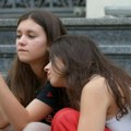 Jedna evropska zemlja razmatra da deci ograniči upotrebu telefona i društvenih mreža