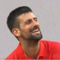 Mute izveo najbolji potez na Rolan garosu, Novak prasnuo u smeh! Publika se oduševila, klanjala se Francuzu, a Đokovićeva…