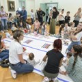 Караван родитељства стигао у Сремске Карловце, Дабић: Бити родитељ - најодговорнија улога у друштву