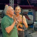 Ceca prekinula koncert u Rumuniji: Iz organizacije su izašli na binu, pa joj uručili prestižnu nagradu