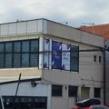 Bilbord „Vidovdan 2026“ postavljen na prilazu Gračanici
