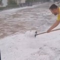 Zabelelo se ko usred januara: Olujno nevreme donelo obilan grad na području Nevesinja, ogromna šteta na usevima i voćnjacima…
