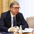 "U potpunosti će da prati plate": Predsednik Vučić otkrio kada stiže povećanje penzija
