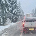 Novo upozorenje RHMZ: Na planinama i više od 30 cm snega, evo gde će još vejati