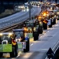 Poljoprivrednici blokirali prilaze aerodromu u Frankfurtu