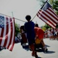 Amerikanci slave Dan nezavisnosti uz parade, roštilj, vatromete i očekivano obaranje rekorda po broju putovanja