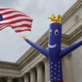 Amerikanci slave Dan nezavisnosti uz parade, roštilj, vatromete i očekivano obaranje rekorda po broju putovanja