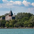 Palić čeka nove mere zaštite, dok u zaštićenoj celini nestaju stari objekti