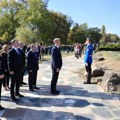 Sećanje na nevine žrtve nije samo pogled u prošlost, već i opomena i poziv budućim generacijama: Poruke mira i sećanja poslate…