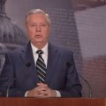 Šta je američki senator radio u Kijevu: Da li je američki "jastreb" ipak odobrio ukrajinski udar na ruske aerodrome?