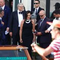 Bil Gejts pokazao da je milijarder bez manira: Na venčanju Džefa Bezosa sve je iznenadio jednim potezom