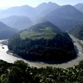 Xi Jinping obeležava mandat branom vrednom 167 milijardi dolara