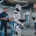 (VIDEO) Otvoren prvi "Robot Mol" na svetu - mnogima deluje zastrašujuće