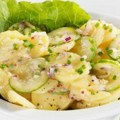 Najukusnija krompir salata: Odlična zamena za rusku - upotpunjuje posne trpeze!