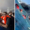Prestravljeni putnici preklinjali kapetana da vrati brod u luku! On prvi skočio u more i pobegao, nastao opšti haos
