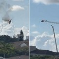 Zastrašujuć snimak! Helikopter u plamenu pao na stambenu zgradu: Nekontrolisano se vrteo - Prizor pre pada užasan