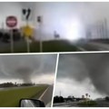 Stravičan snimak iz Amerike, tornado tutnji auto-putem: Automobili jure da se sklone od katastrofe, a onda samo odjednom…