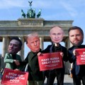 Pod pritiskom Putina i Trumpa, Zelenski gubi tlo pod nogama