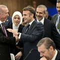 Erdogan upoznao Makona sa željom da Ankara bude sedište mirovnih pregovora o Ukrajini