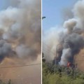 Haos na omiljenom srpskom letovalištu: Vatra stigla do kuća i mora, zatvoren put, turisti beže