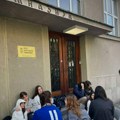 Drugi dan fizičke blokade Pete beogradske gimnazije