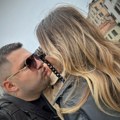 "Волим те, не могу да живим без тебе": Испливала преписка Анели и Асмина, па објављене и њихове заједничке слике, ево кад су…