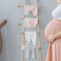 Ovaj grad u Vojvodini daje i do 20.000 dinara trudnicama: Evo koje grupe građana još mogu da se prijave za pomoć države!