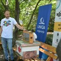 UNIQA osiguranje i Bee center predstavili projekat očuvanja pčela