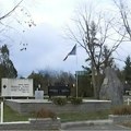 Амбасаде Француске и Немачке о измештању спомен плоче српским војницима на гробљу у Приштини