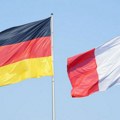Kritika iz Nemačke: Francuska ne isporučuje dovoljno oružja Kijevu