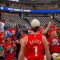 VIDEO Neočekivano iznenađenje u Denveru: Vlasnik Klipersa zakupio celu tribinu za navijače iz Los Anđelesa, gorelo kao u…