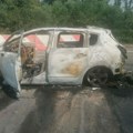 Dramatične scene: Snimljen momenat kad je buknuo auto kod naplatne rampe Obrenovac