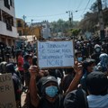 Pada vlada Madagaskara nakon smrtonosnih protesta: Policija ubijala demonstrante, predsednik se izvinio FOTO VIDEO