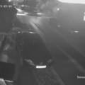 Meštani u strahu zbog vozača koji divlja selom, imaju i snimak: Proleteo u blizini škole, nije ni pokušao da zakoči (Video)…