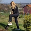 Poznata Srpkinja ima 78 godina i radi svakog dana 100 čučnjeva i sklekova: Trči i grli drveće i uživa u ljubavi sa dosta mlađim…